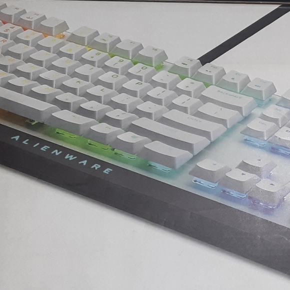 Alienware Keyboard - Picture 6 of 10